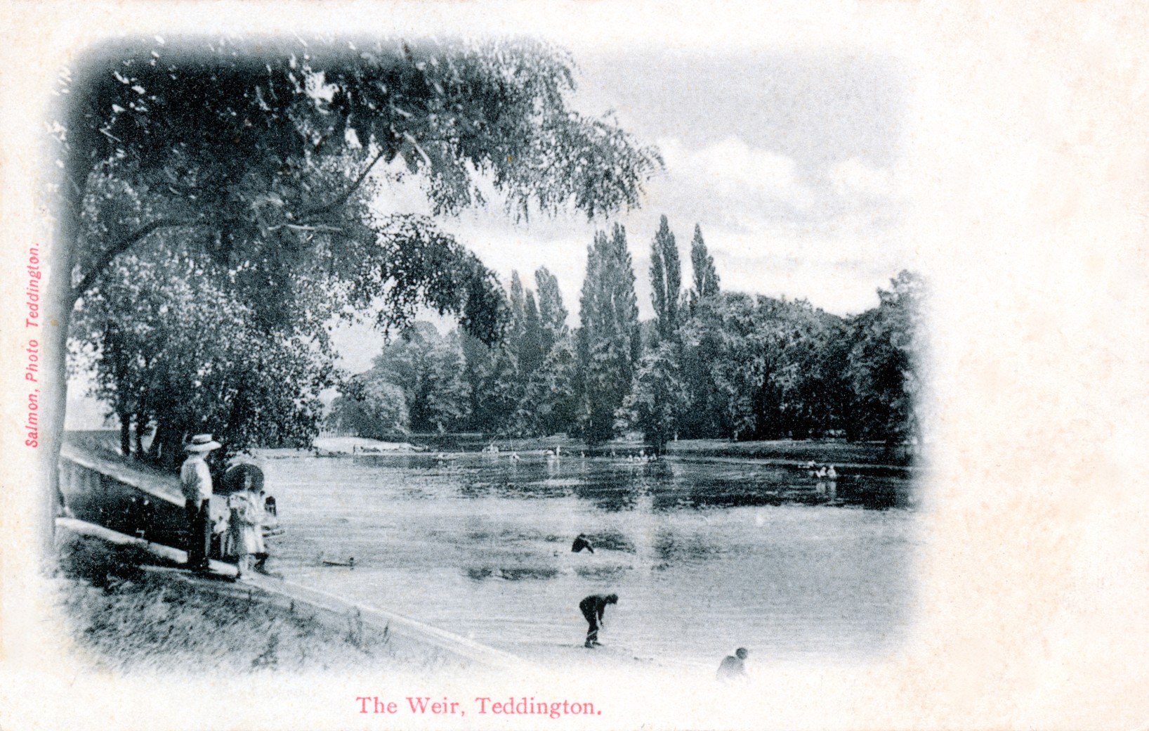 Teddington Lock,river view